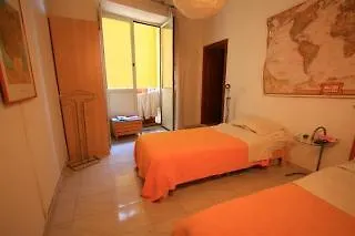 Bed & Breakfast Buonanotte & Buongiorno Naples